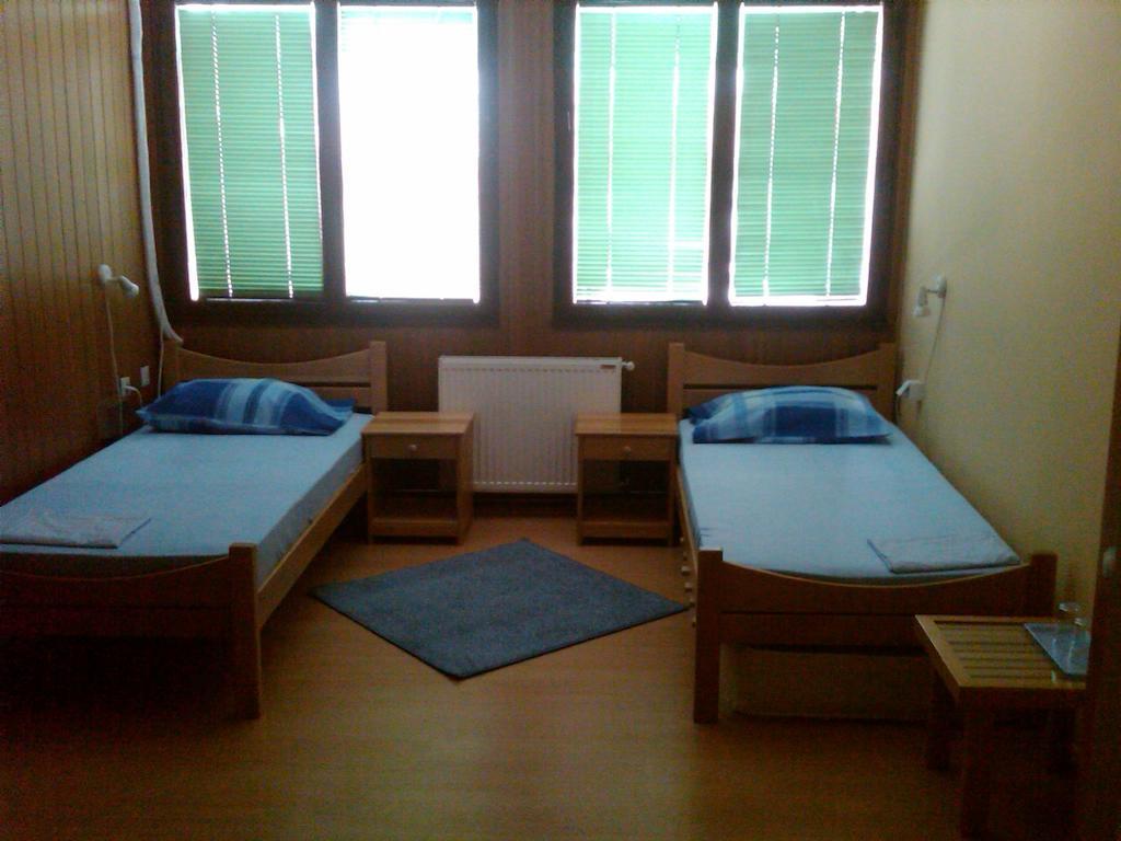 Hostel Av Palanka Exterior foto